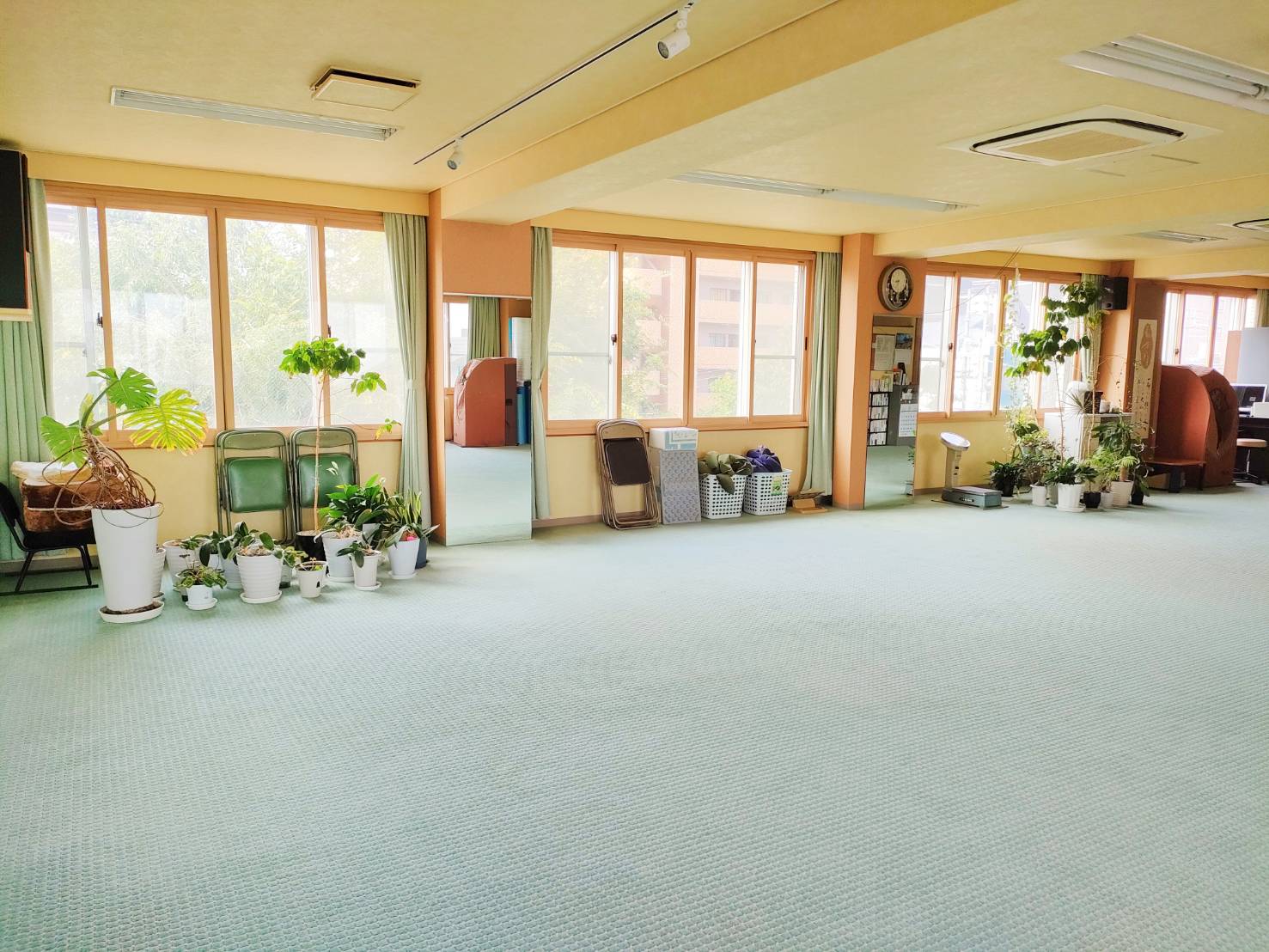 ひふみヨガの教室内